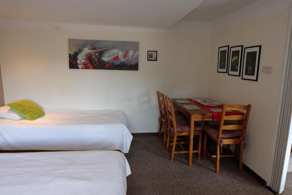 Willa Pod Aniołem - Pokoje Gościnne & Apartamenty z widokiem na góry - 18