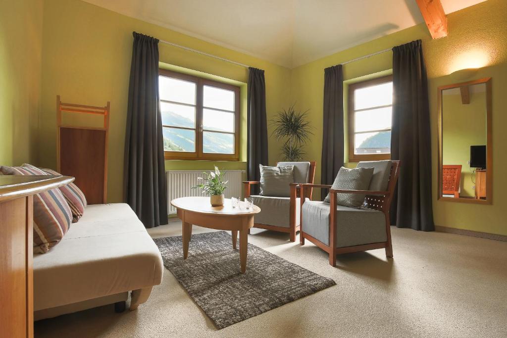 Botango - Classic Suite With Balcony