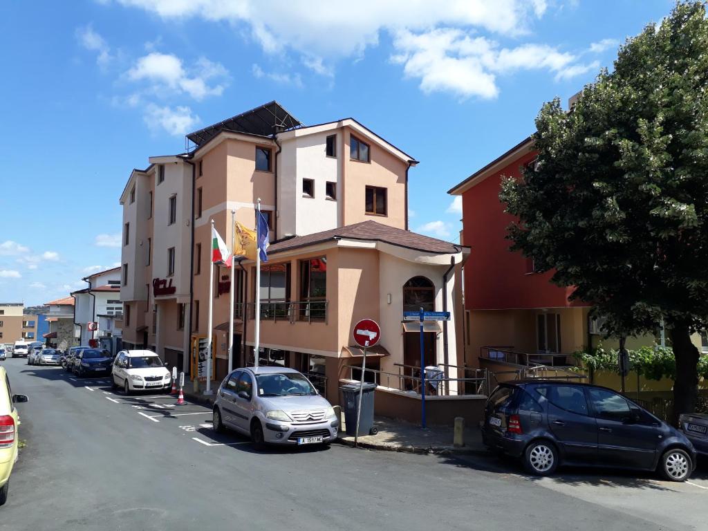 Budova, kde se hotel nachází