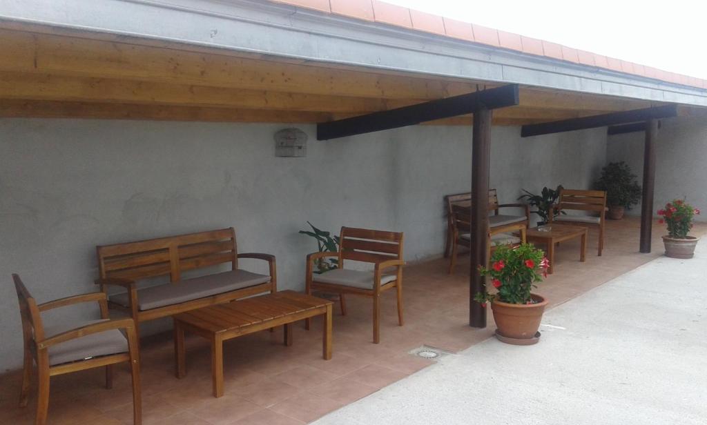 Balkón nebo terasa v ubytování Viviendas rurales Fuente Domingo