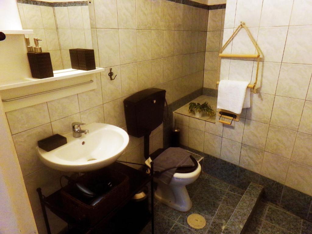 Koupelna v ubytování Leia Guest House