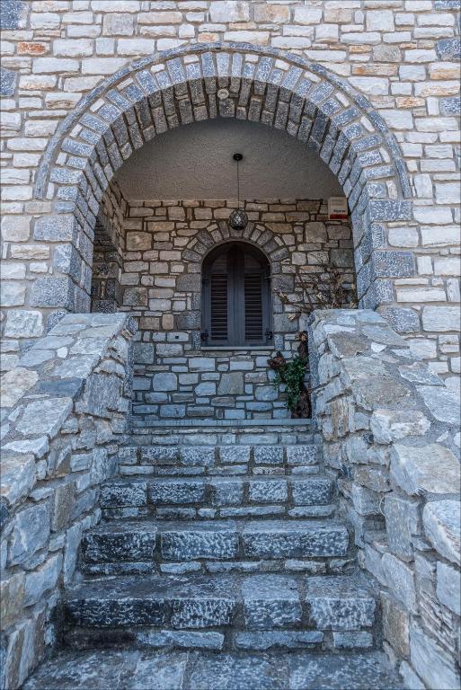 Fotografie z fotogalerie ubytování Stone Mansion Anavryti, ΑΜΑ 20569 v destinaci Mystras