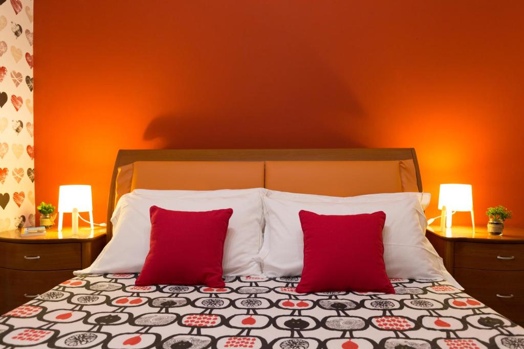 A bed or beds in a room at B&B Miro Centro Catania