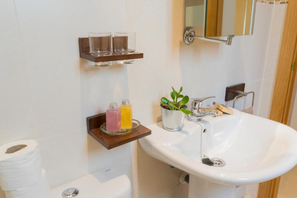 Kúpeľňa v ubytovaní MALAMA Apartamentos Turísticos