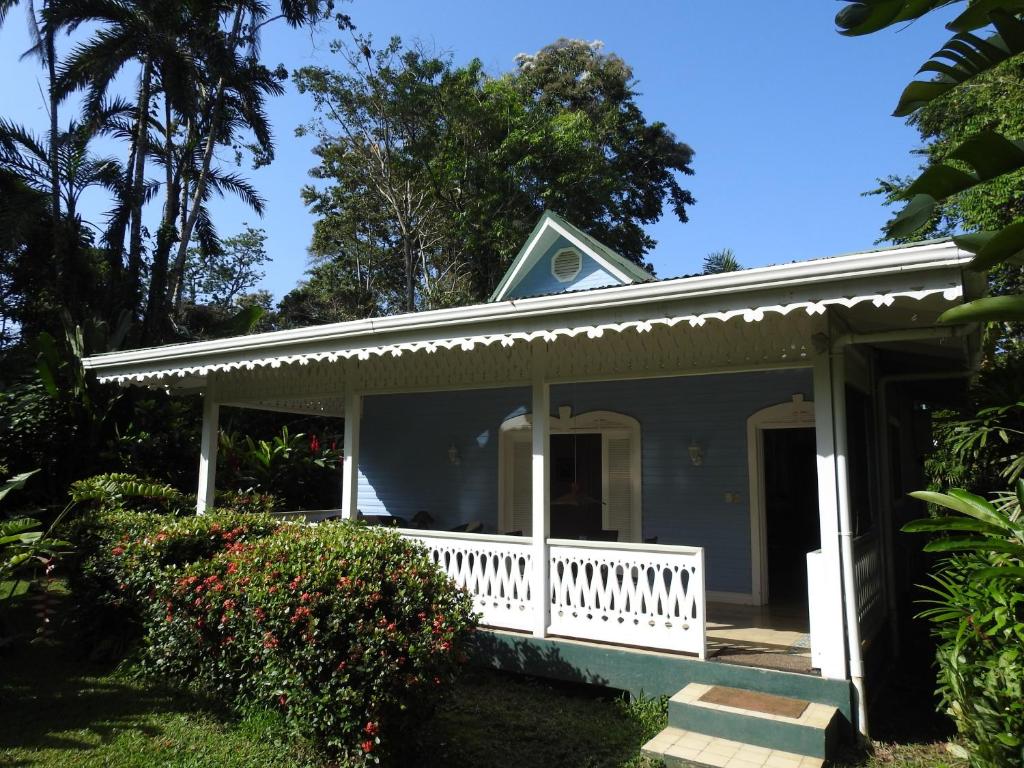 Zahrada ubytování Playa Negra Guesthouse