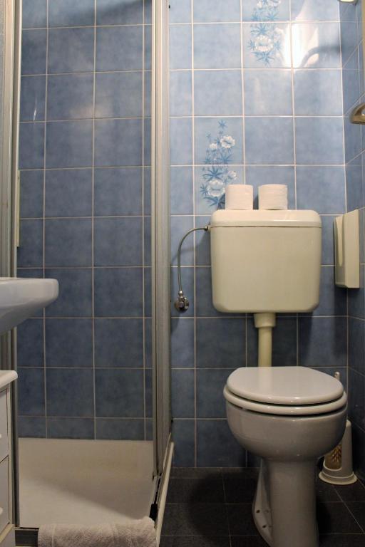 Koupelna v ubytování Baki Portorose