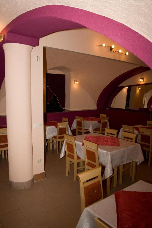 Restaurace v ubytování Apartments Klanac