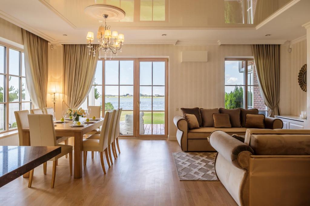 Smėlynas Klaipėda Lake House - Apartment With Terrace