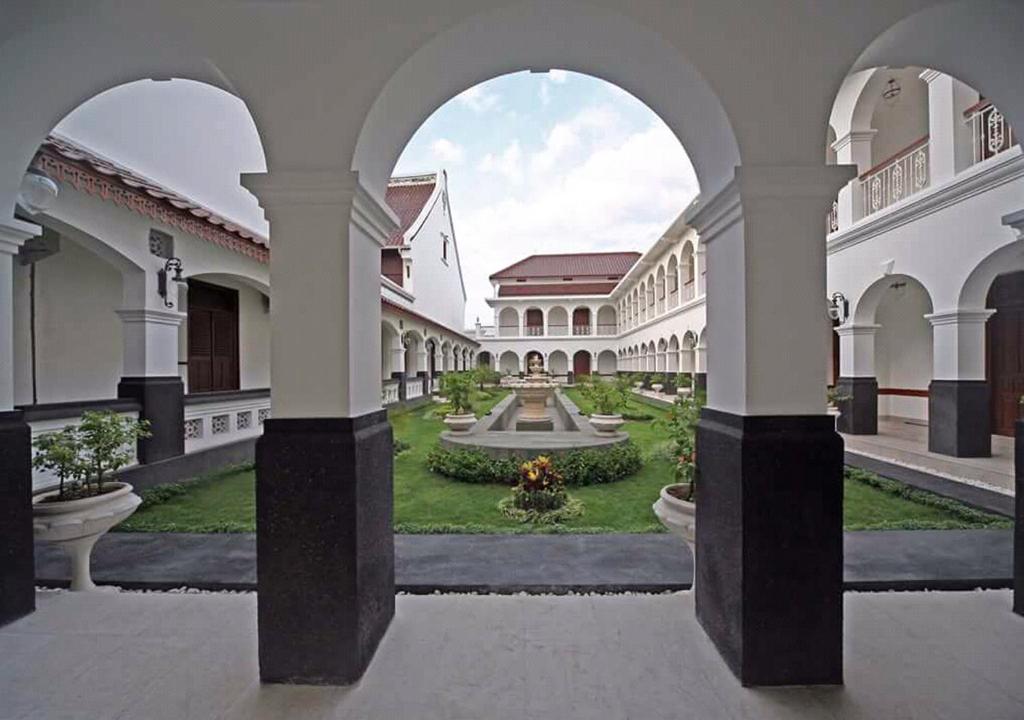 Zahrada ubytování Daroessalam Syariah Heritage Hotel
