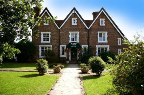 The building where the country house is located 