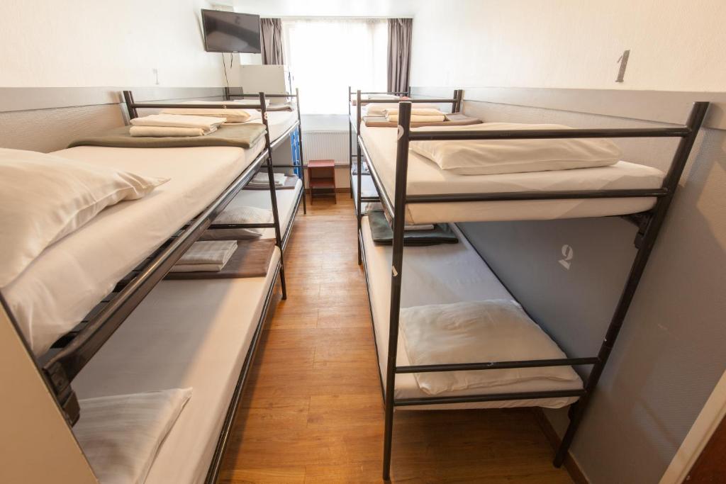 Travel Hotel Amsterdam - 6-people Room Bunk Beds