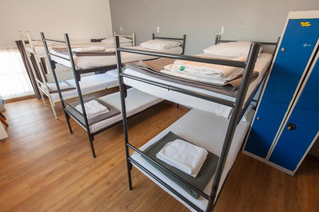 
6-persons Room Bunk Beds
