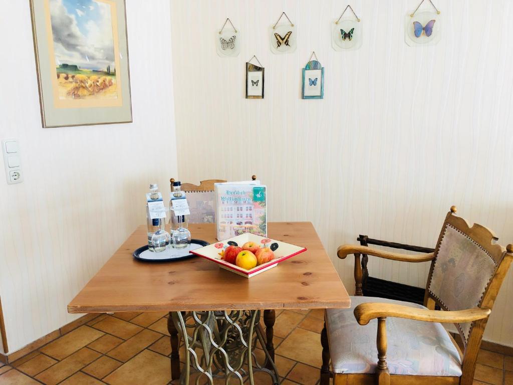 Hotel-Restaurant Thüringer Hof - Apartment In The Annex - Ground Floor