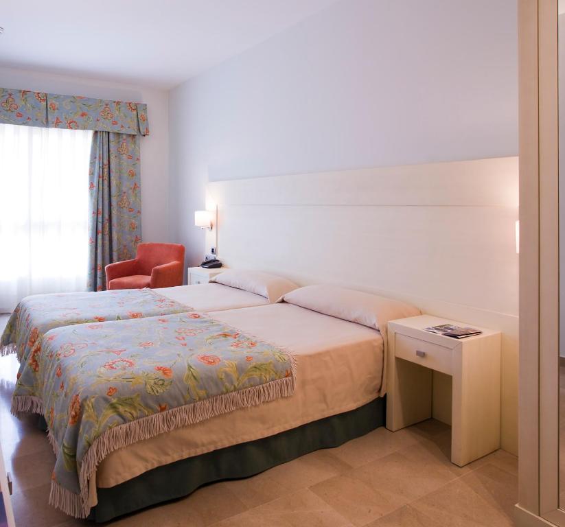 Hotel Puerto Juan Montiel Spa & Base Nautica, Águilas ...