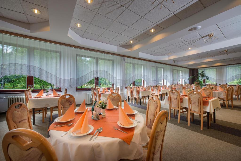 Restaurace v ubytování Hotel SOREA ĎUMBIER