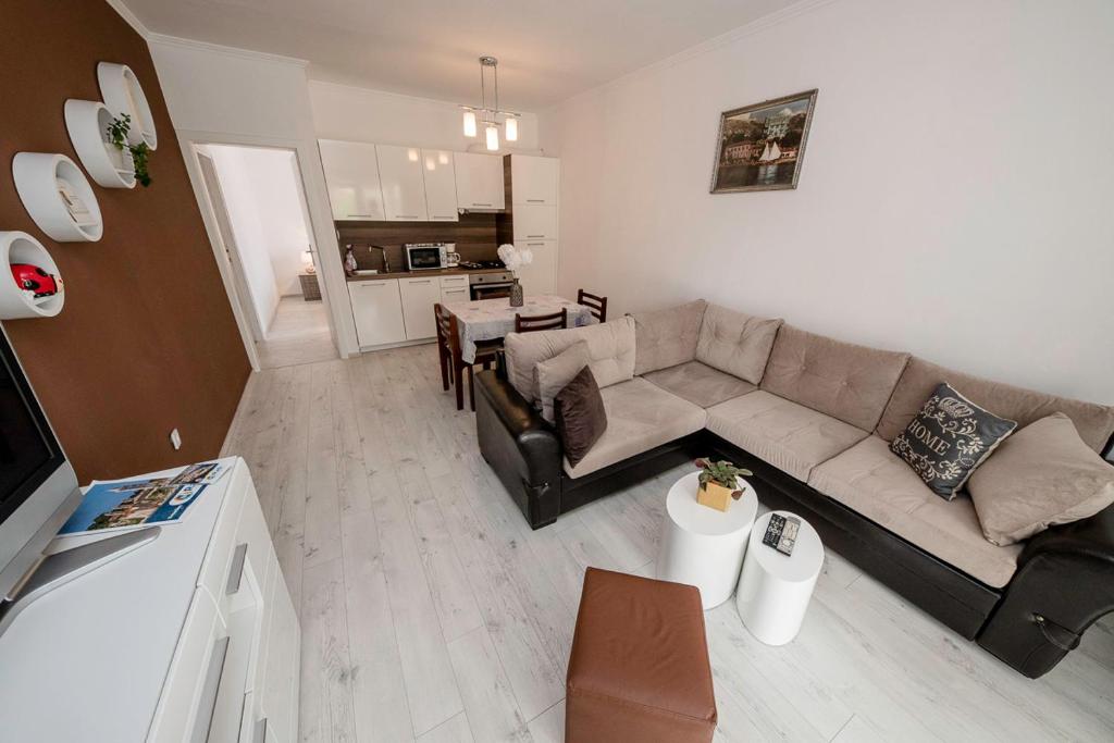 Kuchyňa alebo kuchynka v ubytovaní Apartman Jasmina