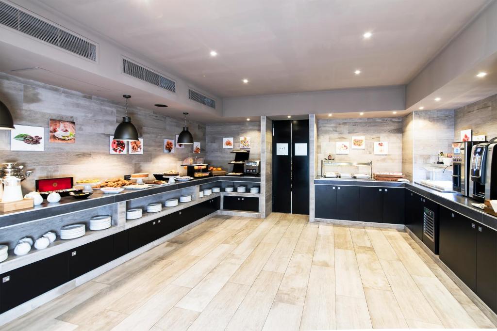 Just Hotel Milano - Resim 15