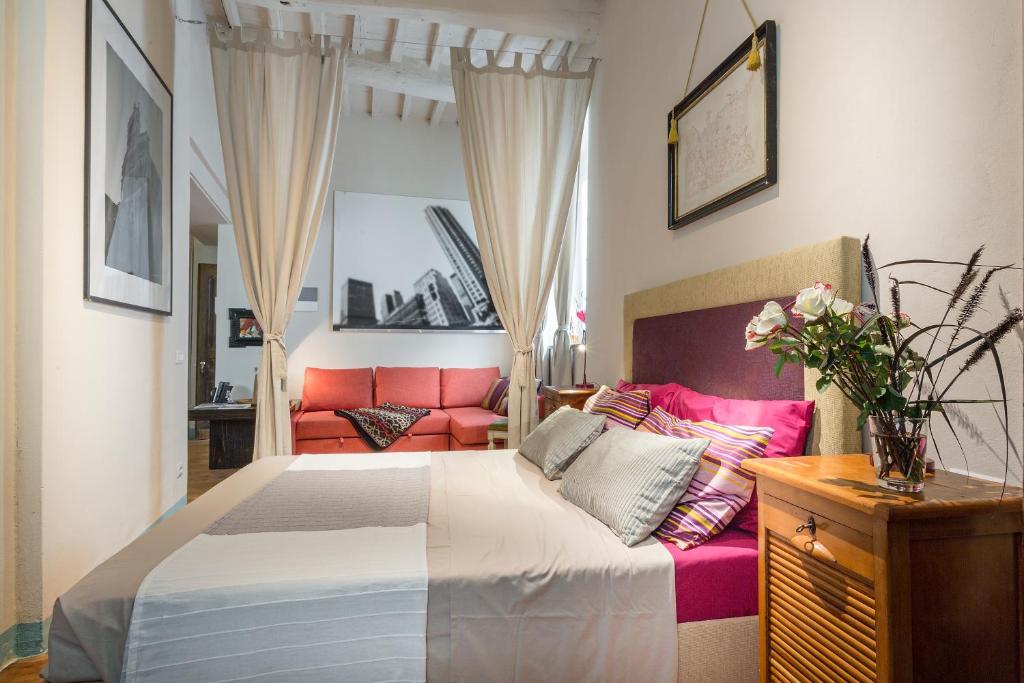 Stylish apartment in Lucca Centro with courtyard (Italien Lucca