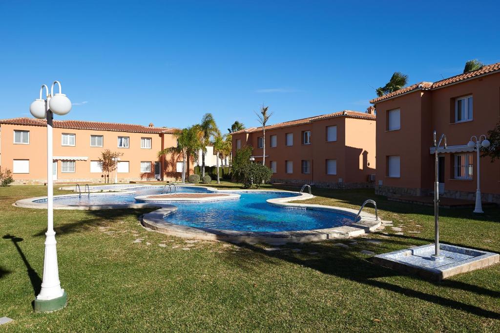 Apartamentos y Villas Oliva Nova Golf Resort, Oliva ...
