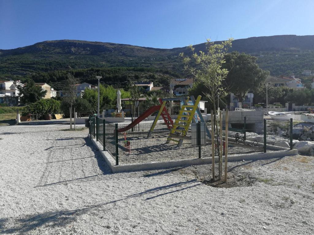 Fotografia z galérie ubytovania Apartman Vanda v destinácii Podstrana