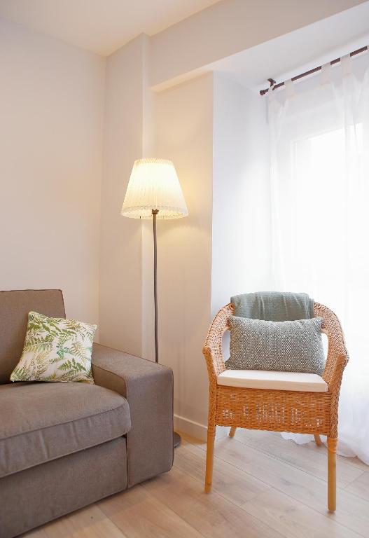 A seating area at Apartamento Centro-Playa II