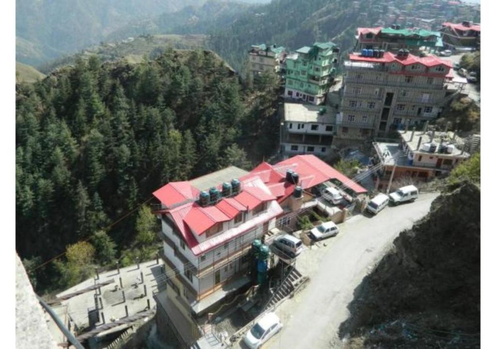 SuperFriendly stay in Sanjauli Shimla - Housity
