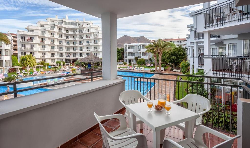 HG Tenerife Sur - One-Bedroom Apartment (2 Adults + 1 Child)