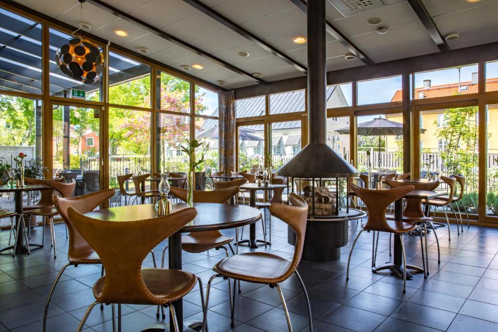 Restaurace v ubytování Home Hotel Carlscrona