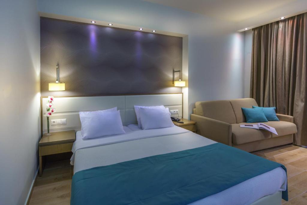 Cosmopolitan Hotel - 10