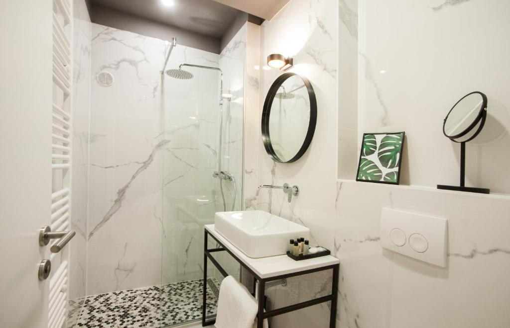 Koupelna v ubytování Club 5 boutique rooms