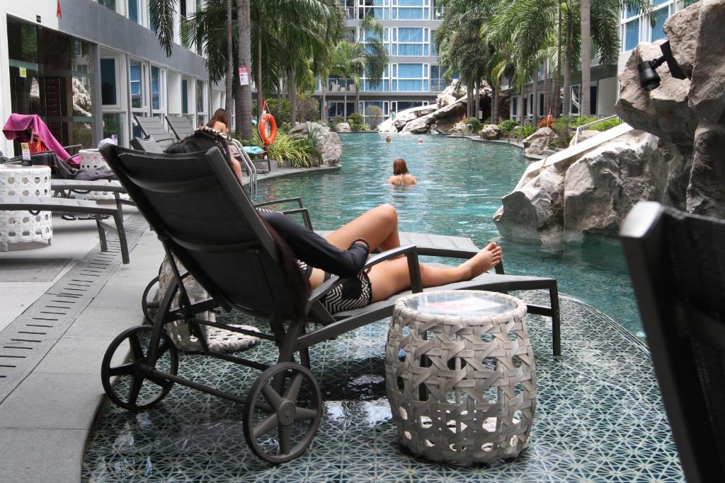 Central Pattaya Apartments photo