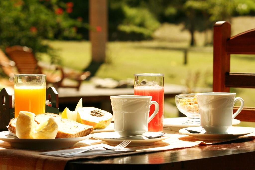 Frukostalternativ för gäster på Pousada Villa Campestre