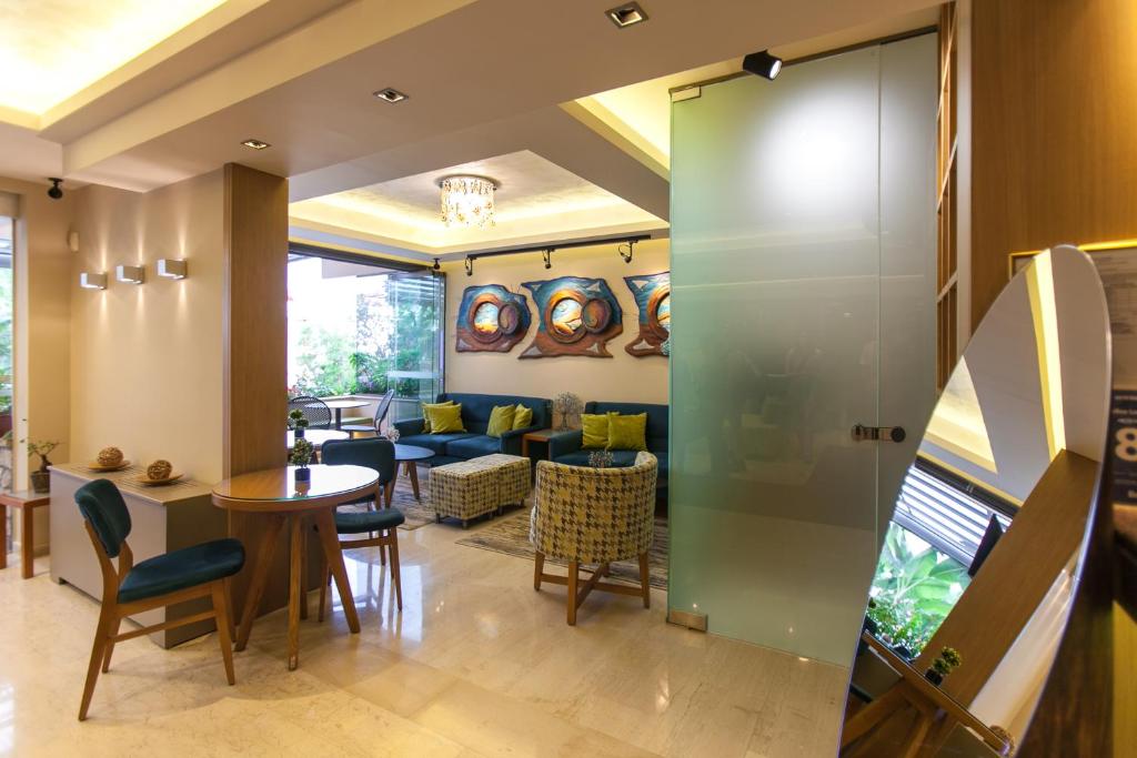 Paradise Lost Hotel-Apartments - 9