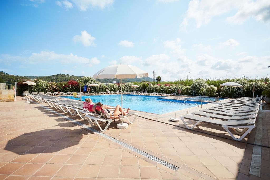 Piscina en o cerca de Invisa Hotel Es Pla - Adults Only