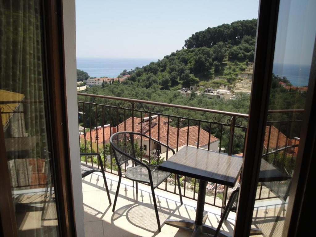 Petrino Apartments - 3