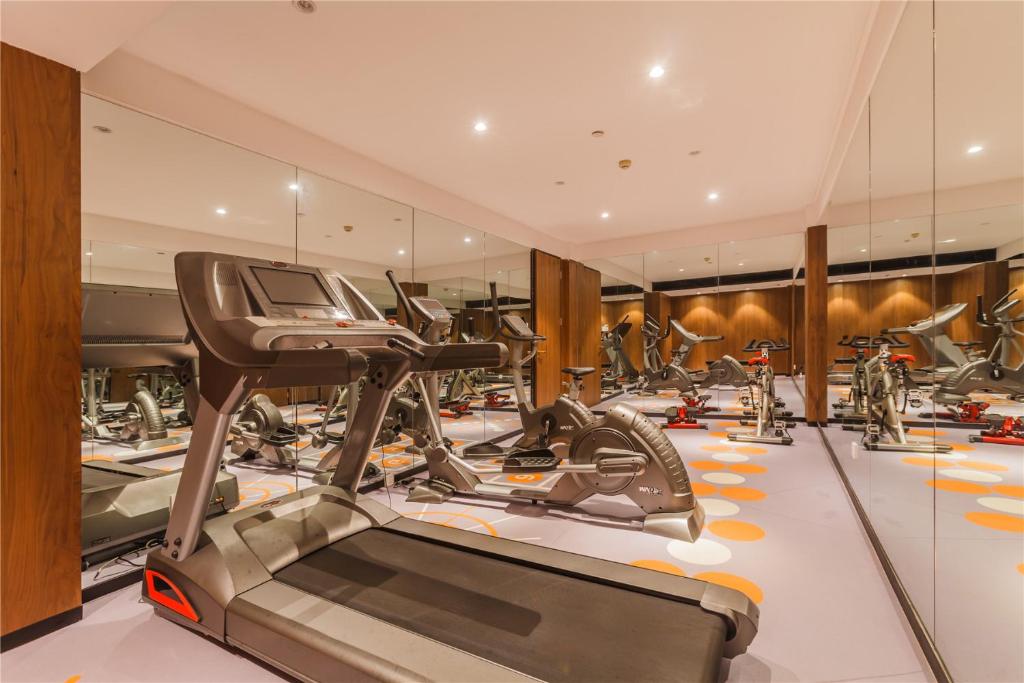 Fitness centrum a/nebo fitness zařízení v ubytování Jolie Vue Boutique Hotel Guilin (near Elephant Trunk Hill)
