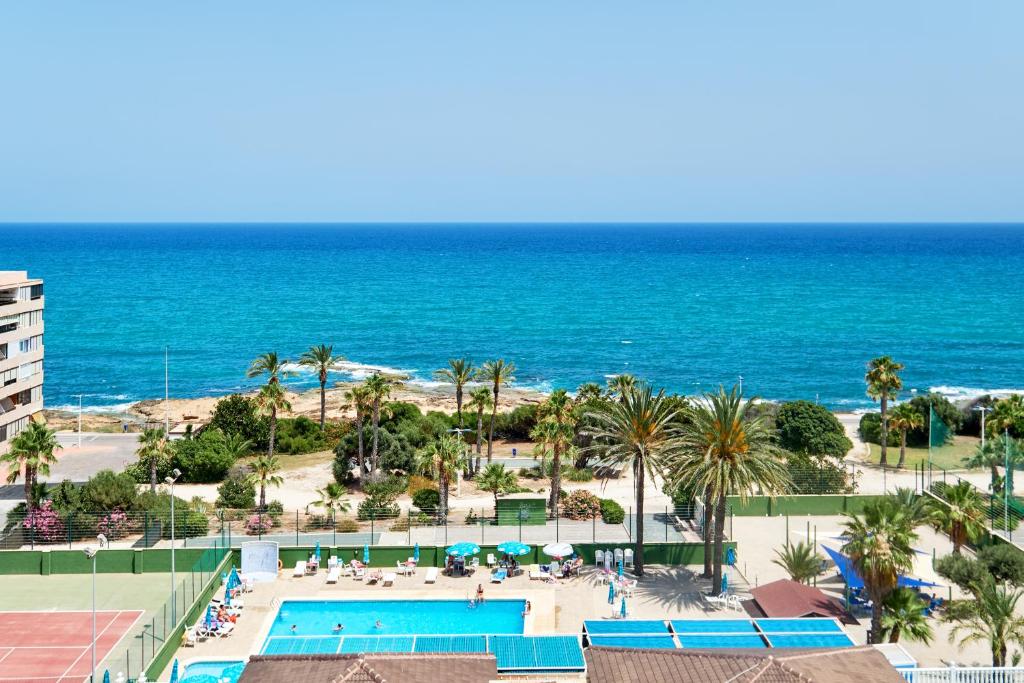 The swimming pool at or close to Apartamento MIRAMAR