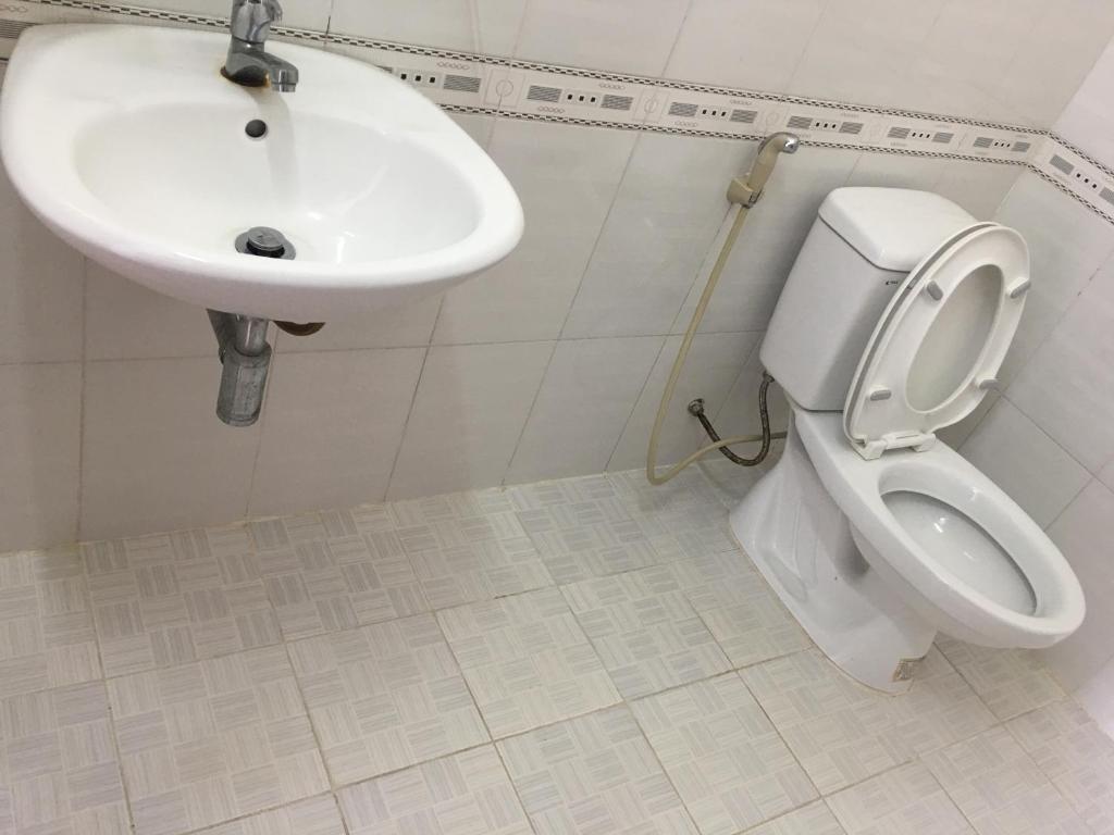 Koupelna v ubytování Thu Đô Motel