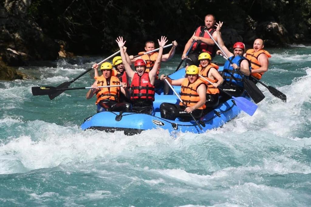 Hosté ubytování Rafting Camp Tara 87