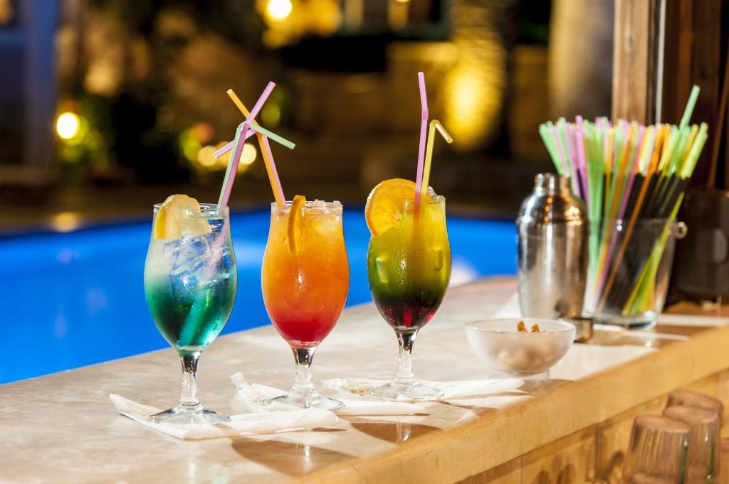 Nápoje v ubytování Adelais Hotel