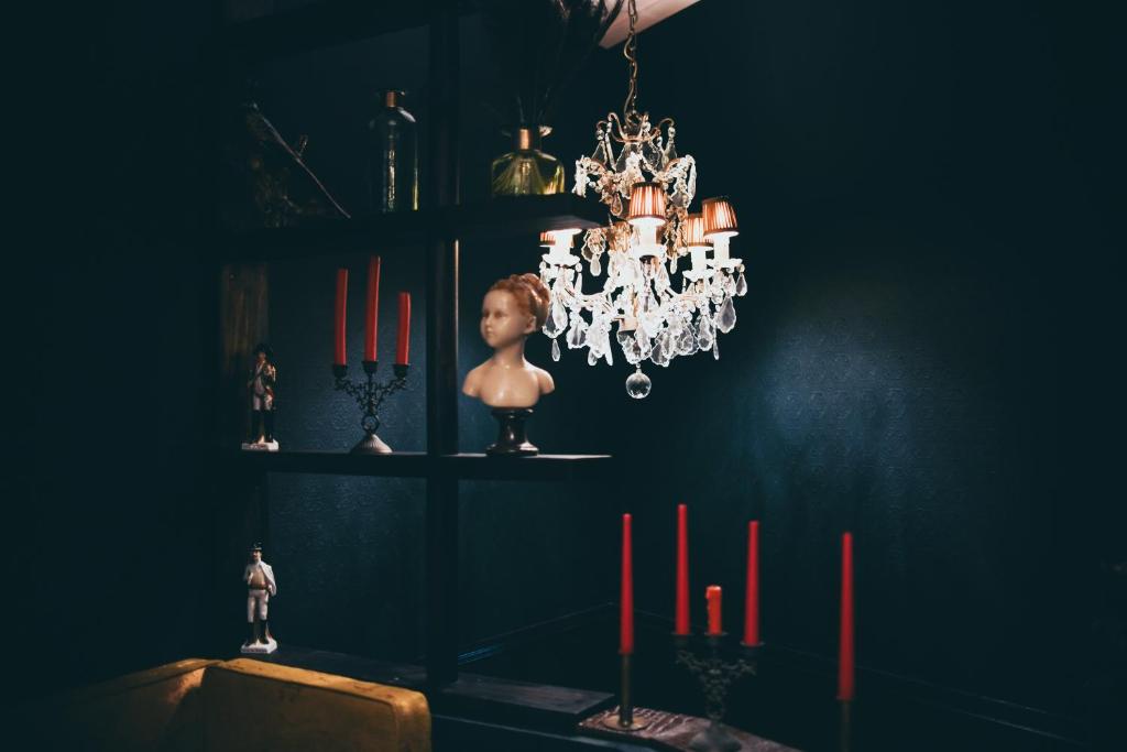 La Mondaine - Resim 14