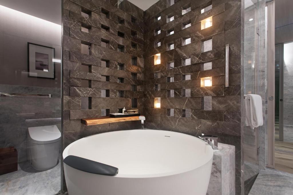 The Anandi Hotel and SPA - Luxury Healing Hotel for Wellbeing - Salle King Business