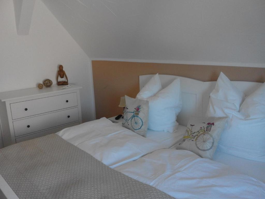 Postel nebo postele na pokoji v ubytování Guest House Dommitzsch