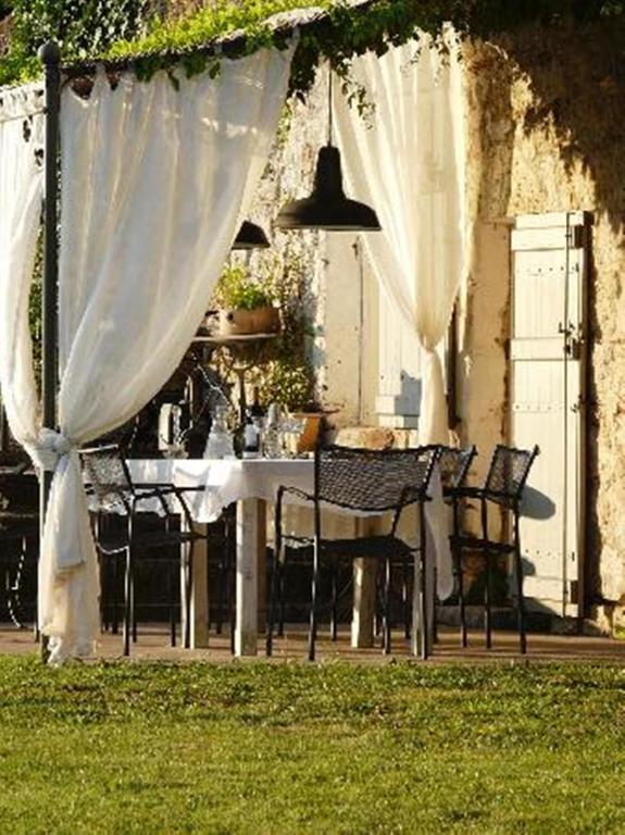 Zahrada ubytování Le Relais de Roquefereau