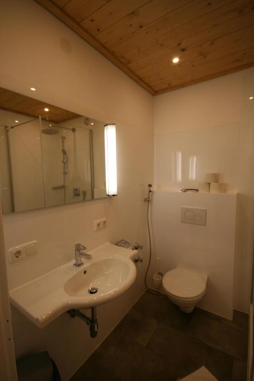 Koupelna v ubytování Appartements Domizil
