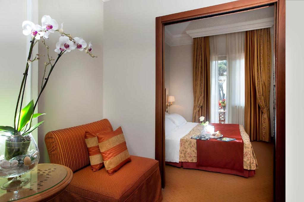 Pinewood Hotel Rome - Resim 20