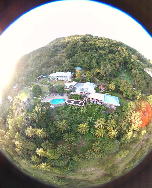 Bazén v ubytování La Haut Resort nebo v jeho okolí
