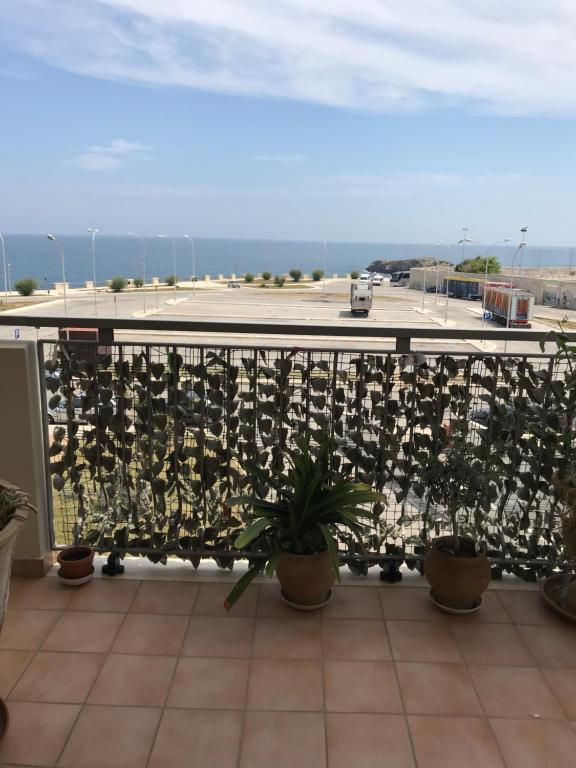 Balkon lub taras w obiekcie Lo scoglio