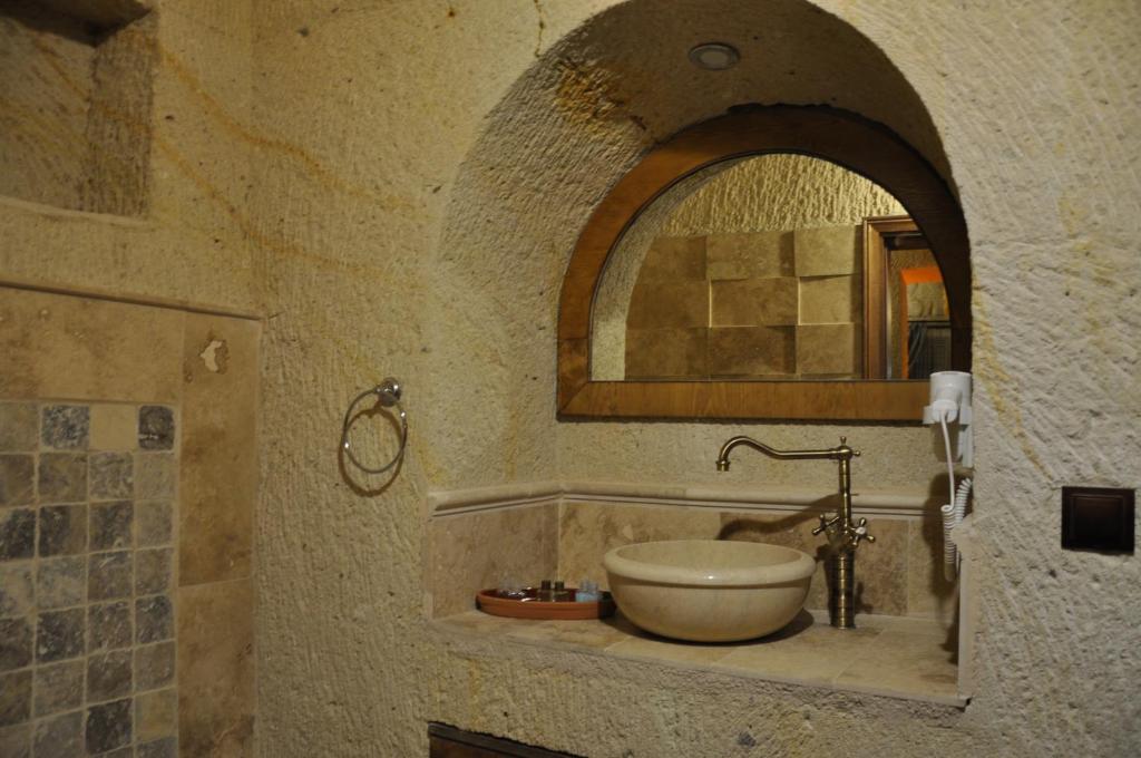 Çavuşin Cave House-Cappadocia - 2