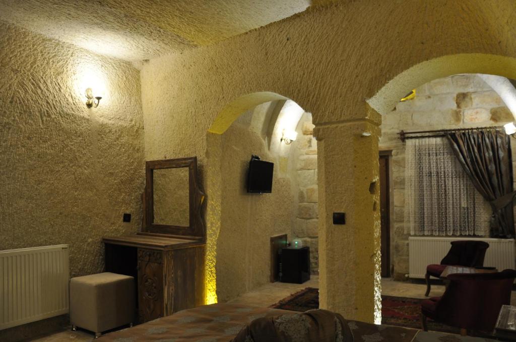 Posezení v ubytování Çavuşin Cave House-Cappadocia